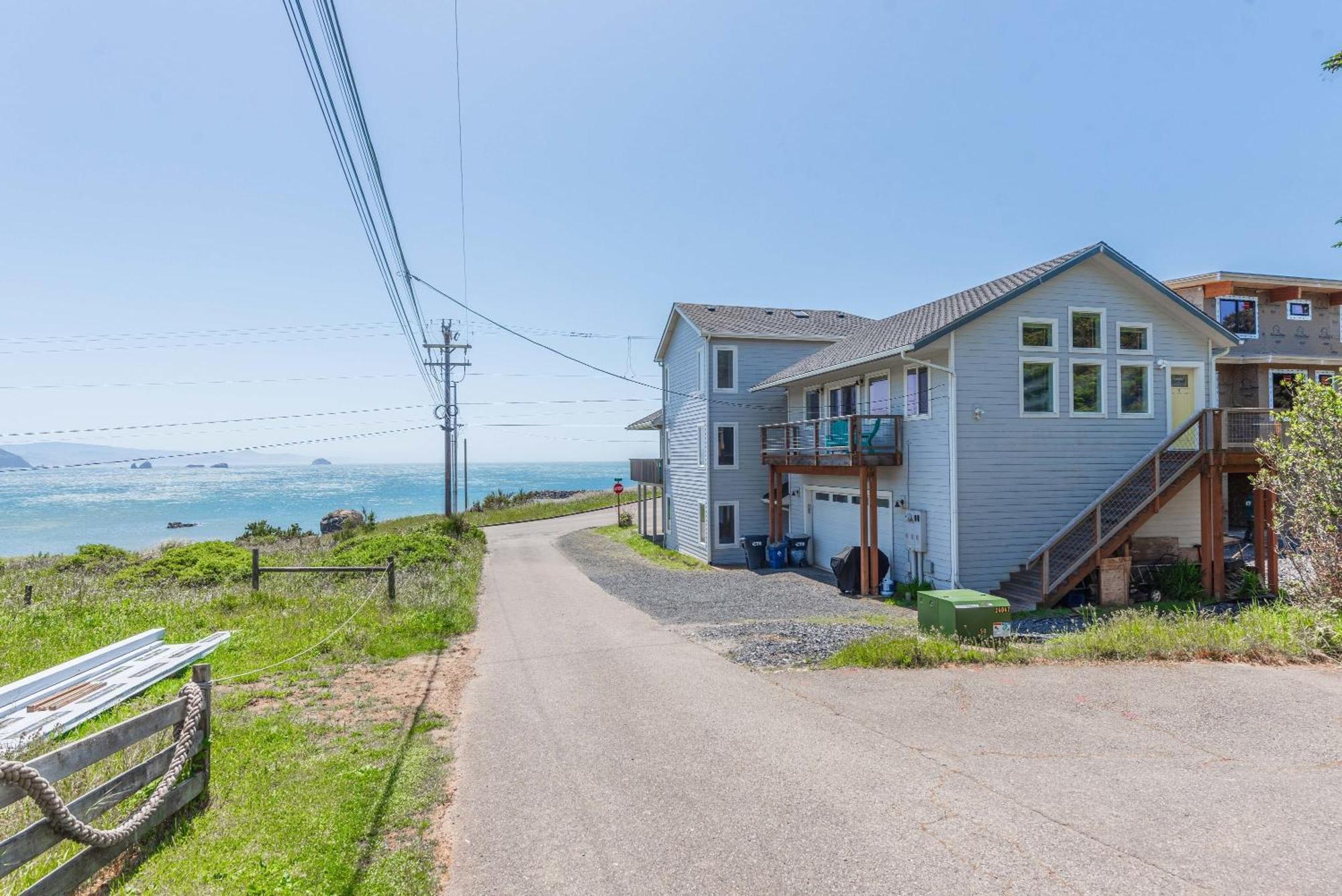 #Stayinmydistrict Oceanview Studio Loft Port Orford Exterior photo