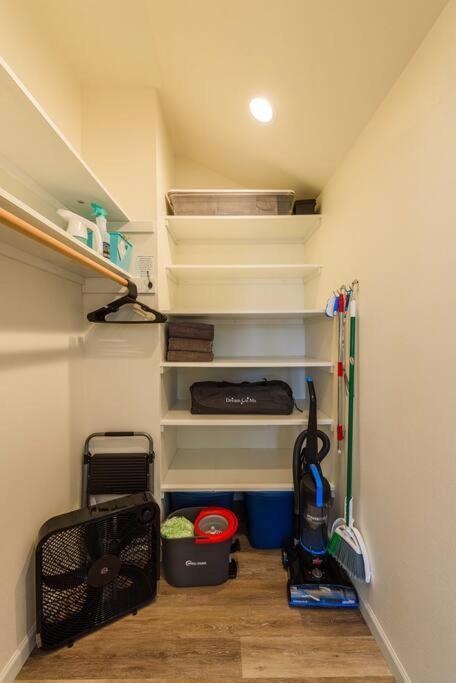#Stayinmydistrict Oceanview Studio Loft Port Orford Exterior photo
