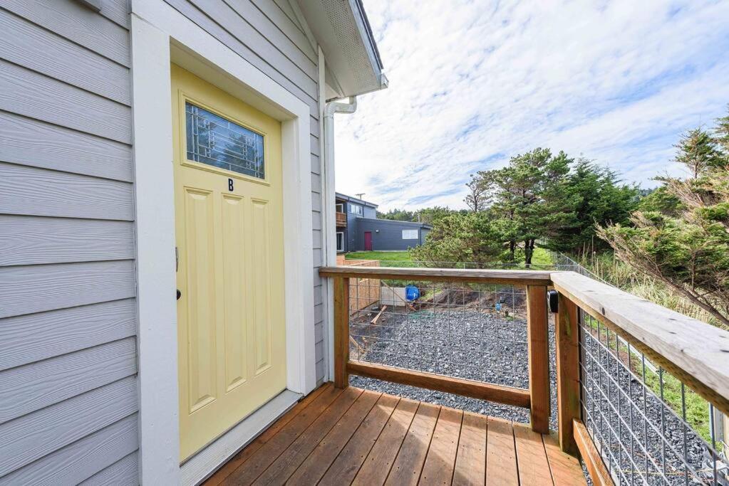 #Stayinmydistrict Oceanview Studio Loft Port Orford Exterior photo